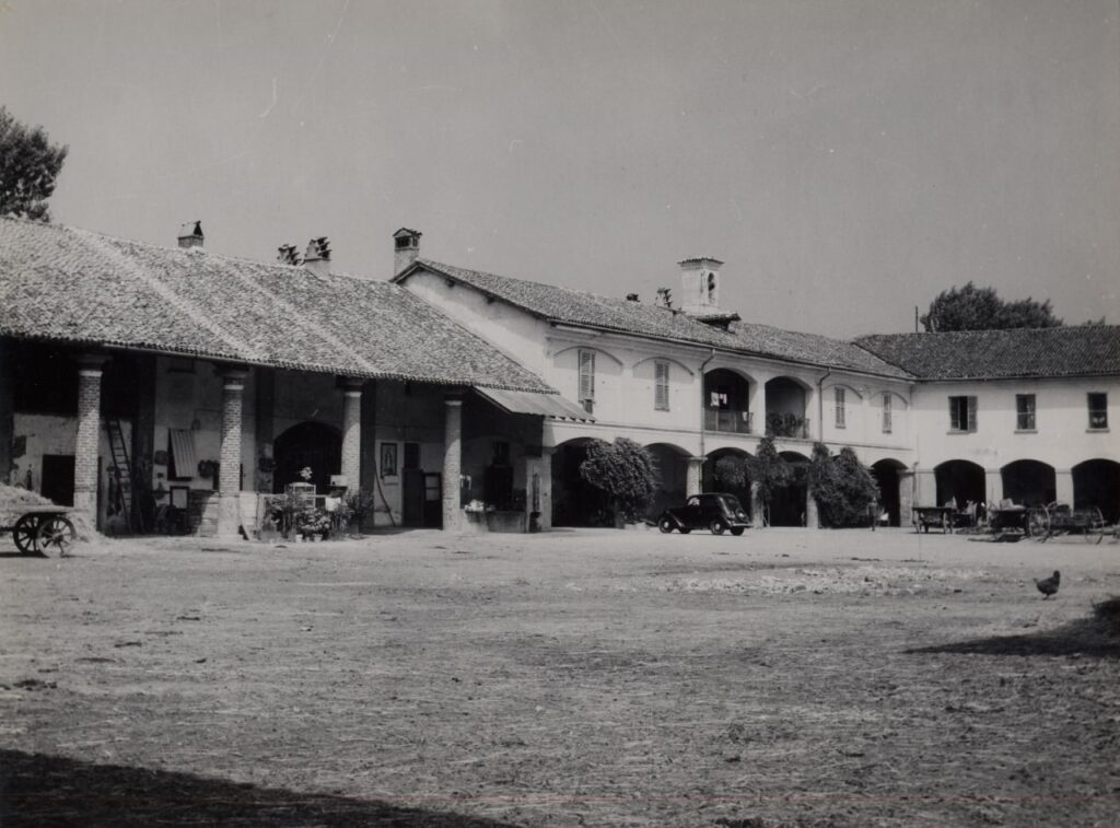 Badile, Casa del fittabile (foto di Carlo Ciocca, 1953)