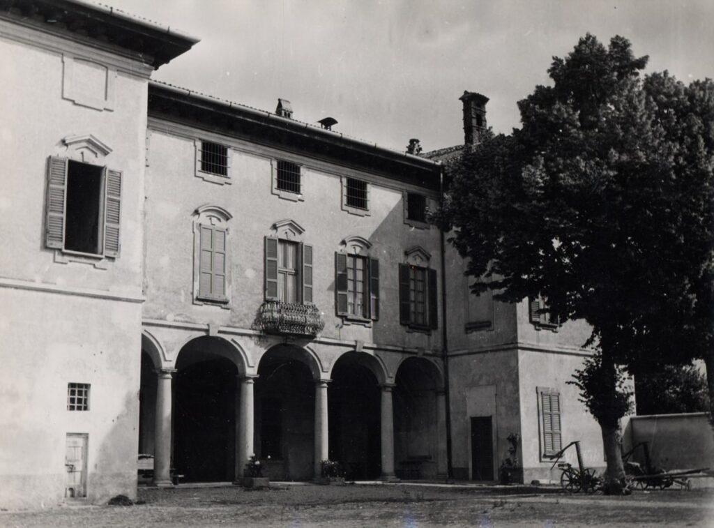 Cascina Maggiore di Gaggiano, Casa del fittabile (foto di Carlo Ciocca, 1953)